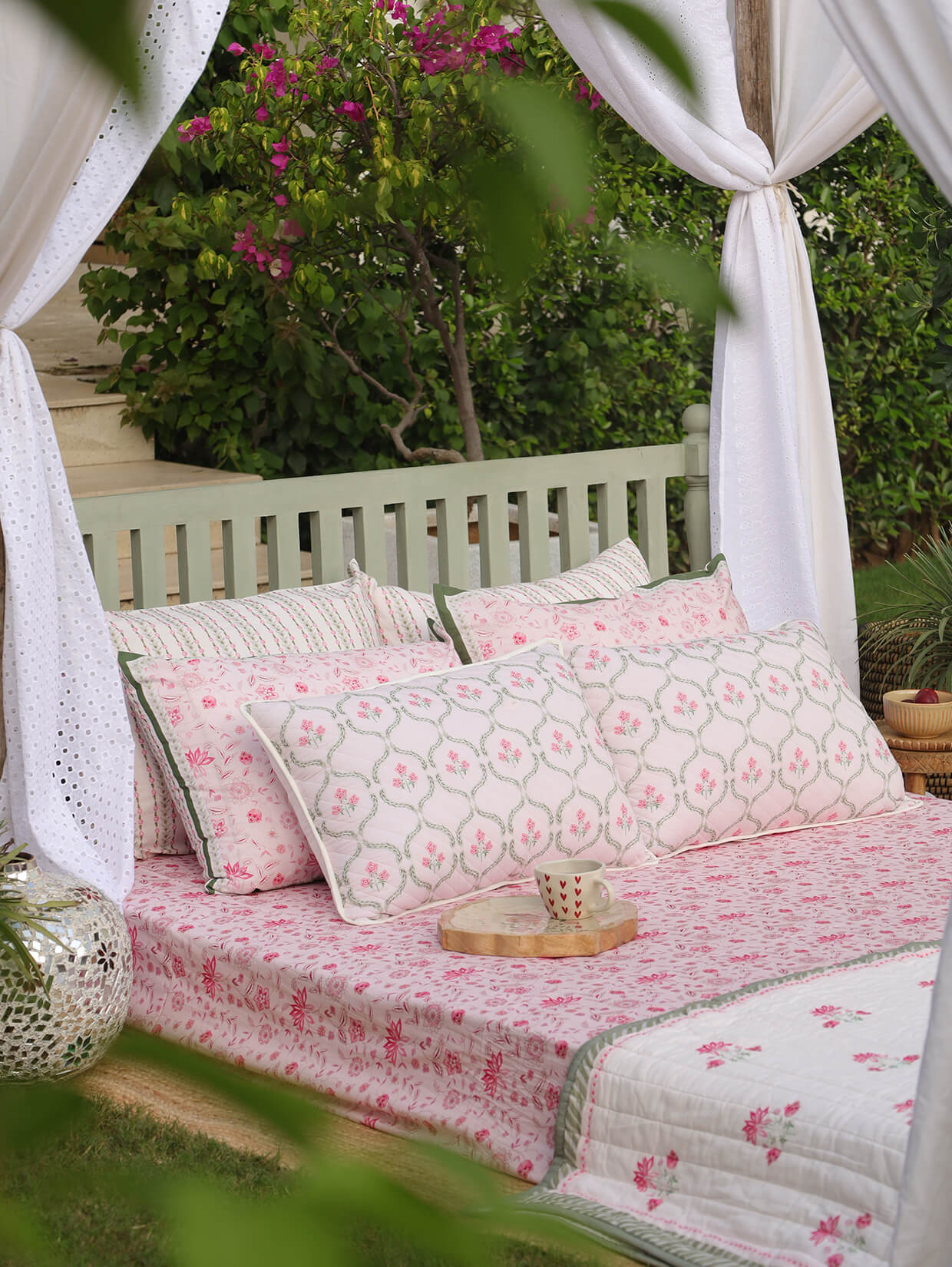 Nishat Bagh Bedding Set (Bedsheet + King Size quilt)