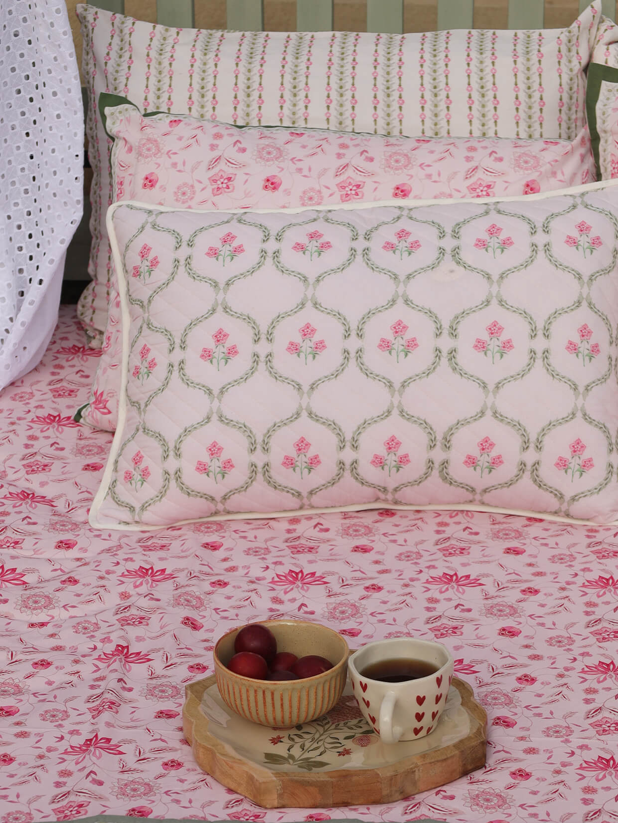 Nishat Bagh Bedding Set (Bedsheet + Cushions)
