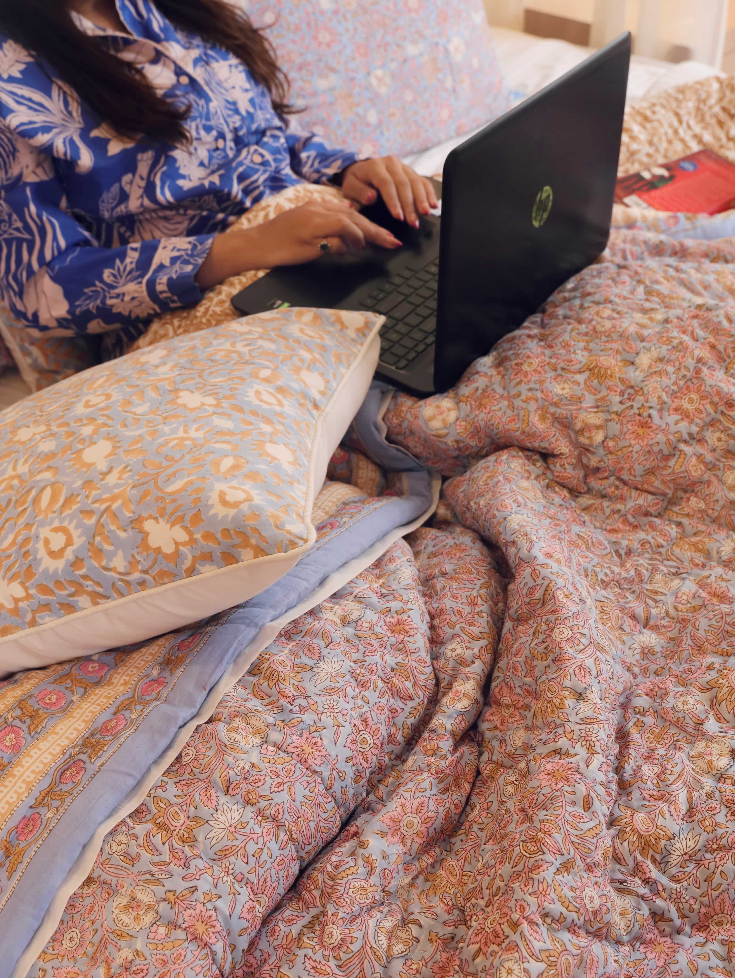 Sheerin Quilt set (Quilt + Pillow Covers)
